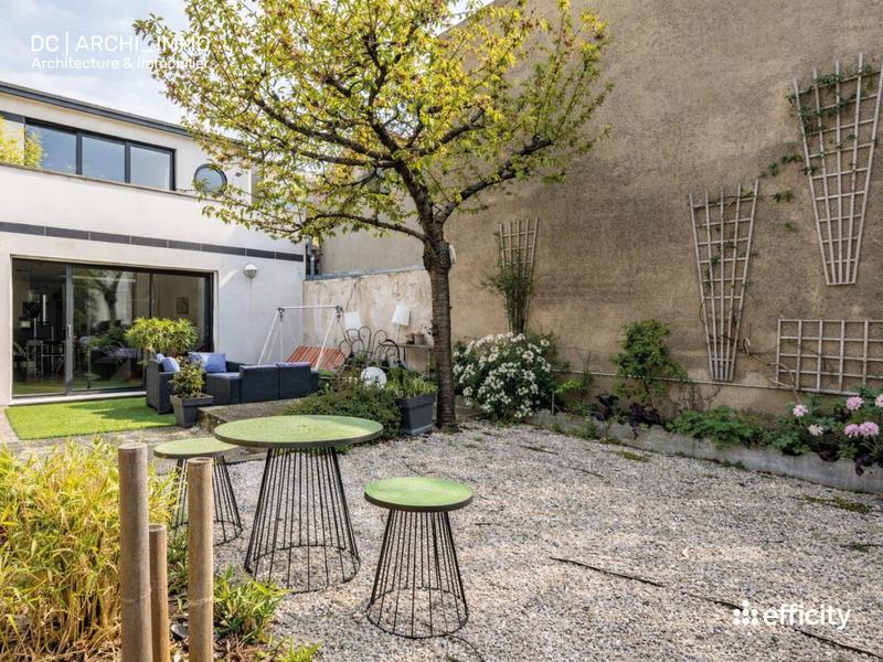 Maison - 190 m² - 7 pièces