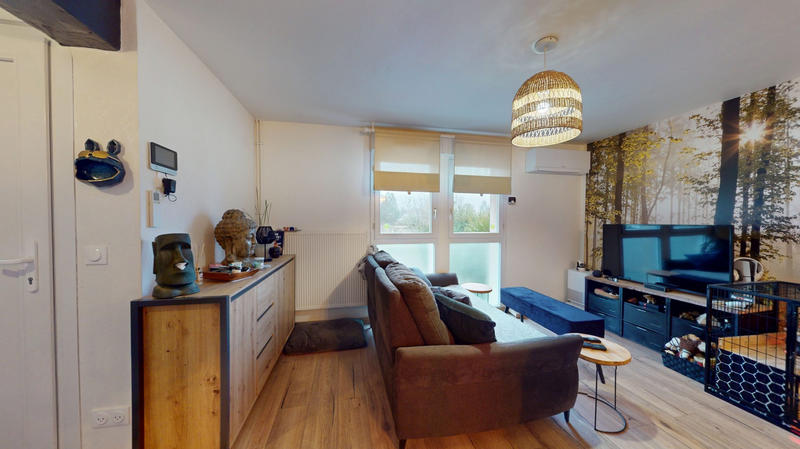 Maison - 95 m² - 5 pièces