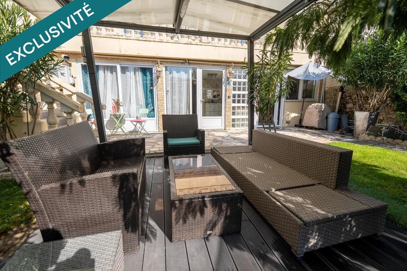 Maison - 200 m² - 8 pièces