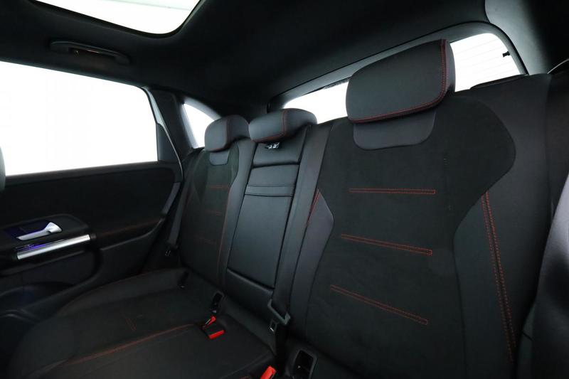 Mercedes Classe B 180 Amg Line 7g-Dct 136 ch