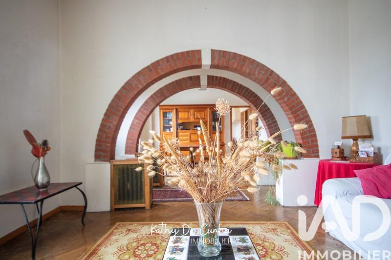 Maison de maîtres - 246 m² - 10 pièces