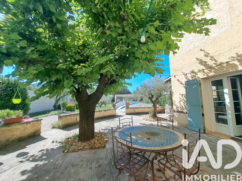 Maison - 220 m² - 7 pièces