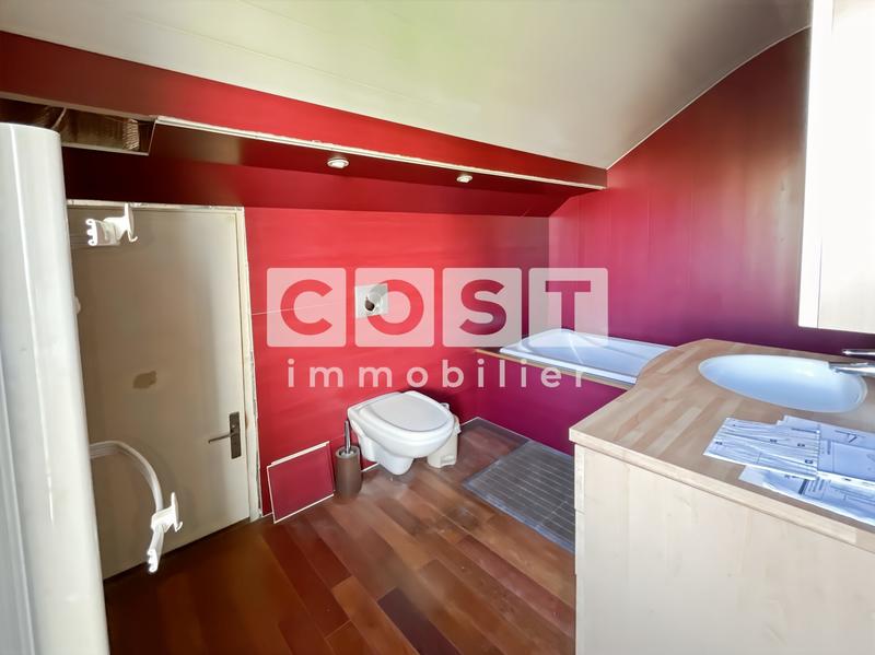 Maison - 100 m² - 3 pièces