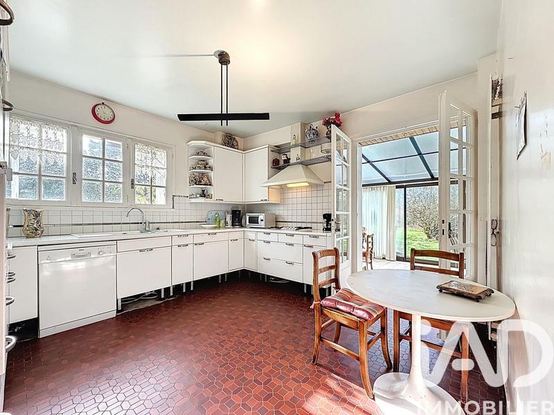 Maison - 168 m² - 7 pièces