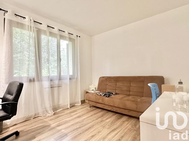 Maison - 250 m² - 11 pièces