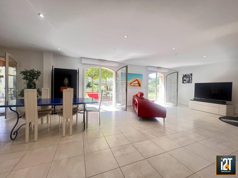 Maison - 165 m² - 5 pièces