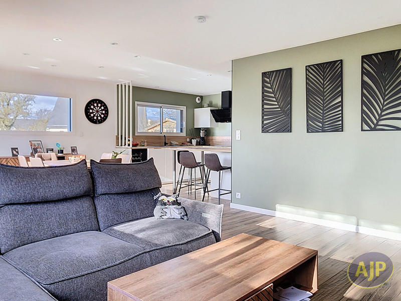 Maison - 114 m² - 5 pièces