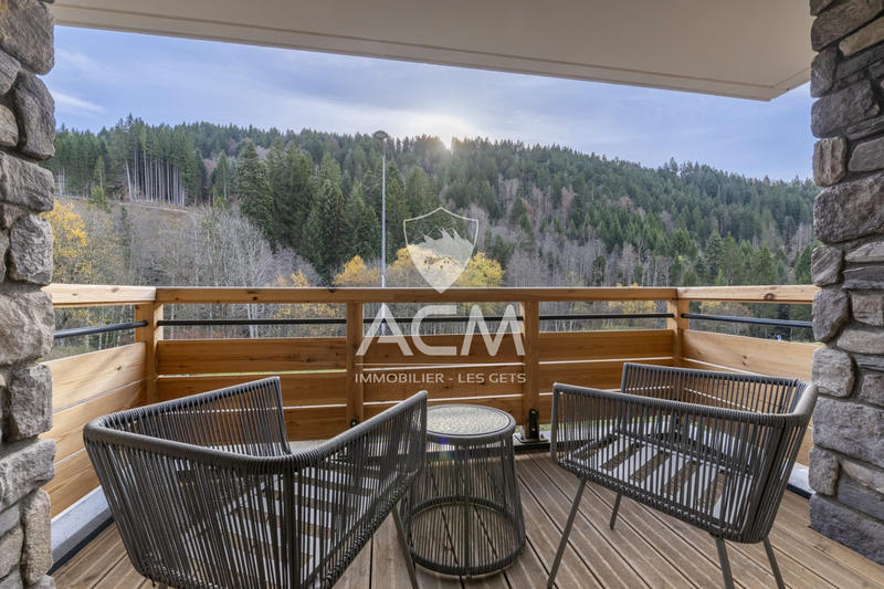 Appartement - 111 m² - 4 pièces