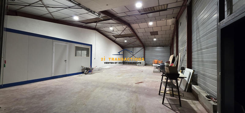 Entrepôt - 200 m²
