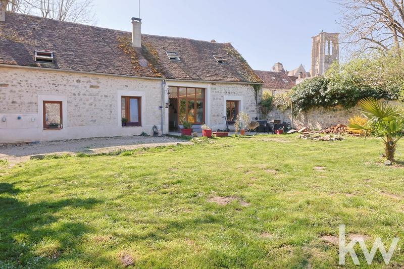 Maison - 135 m² - 6 pièces