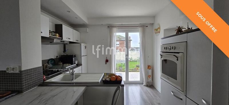 Maison - 98 m² - 5 pièces