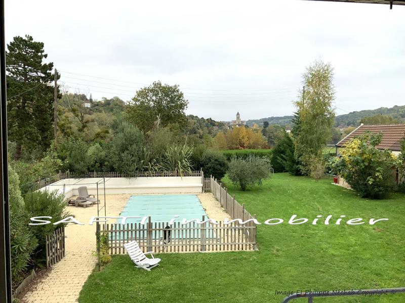 Villa - 140 m² - 6 pièces