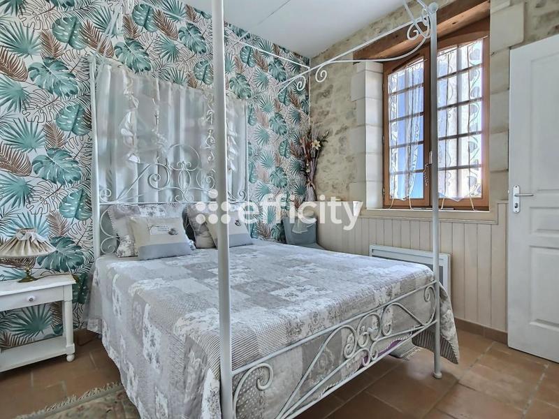 Maison - 204 m² - 6 pièces