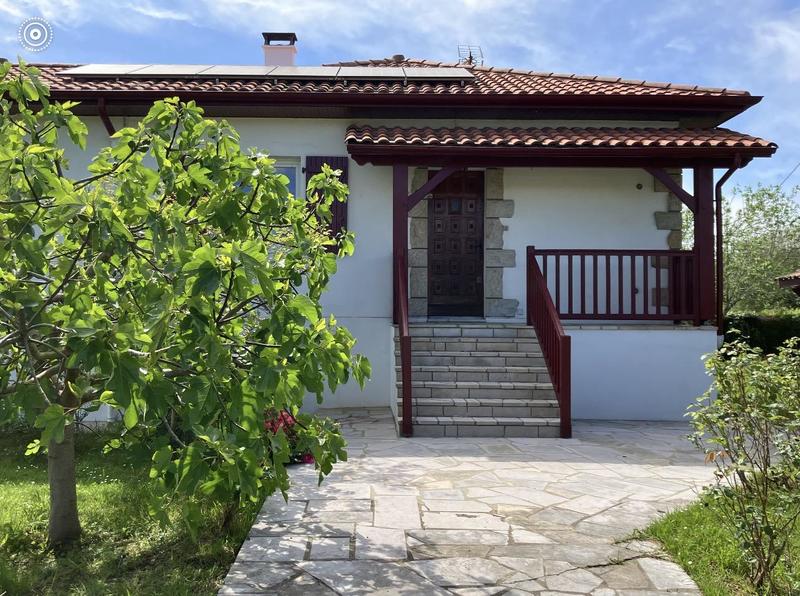 Maison - 172 m² - 7 pièces