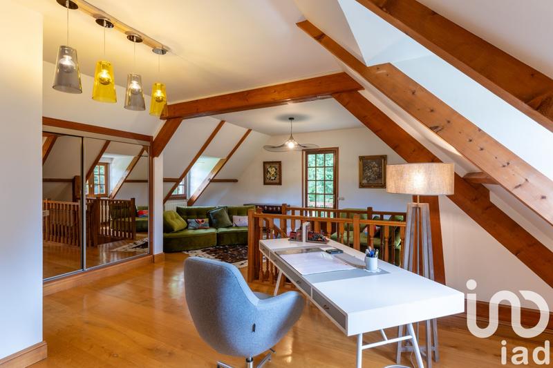 Maison - 252 m² - 6 pièces