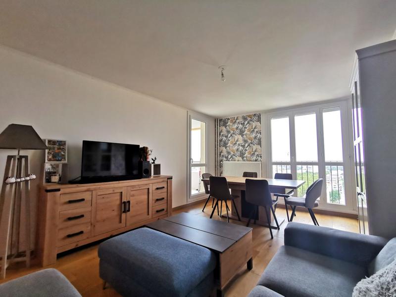Appartement - 91 m² - 5 pièces