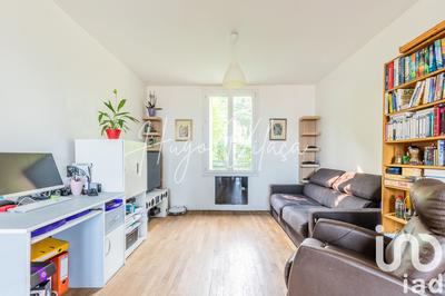 Maison - 104 m² - 4 pièces