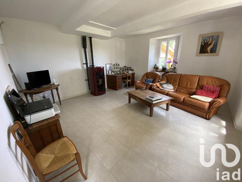 Maison - 200 m² - 6 pièces