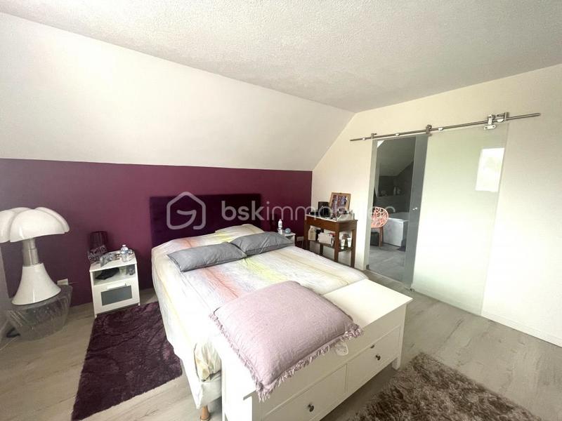 Propriété - 227 m² - 9 pièces