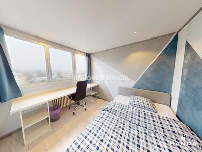 Chambre - 9 m² - 5 pièces