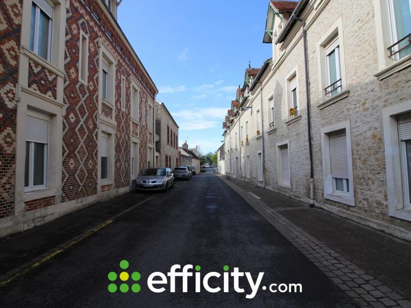 Immeuble - 1 500 m² - 61 pièces