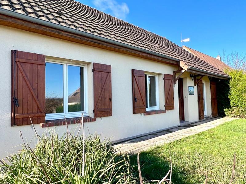 Maison - 90 m² - 4 pièces