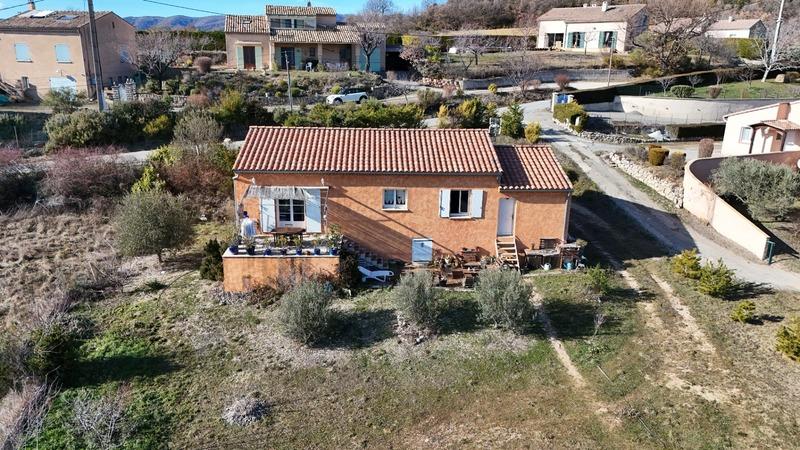 Villa - 93 m² - 4 pièces