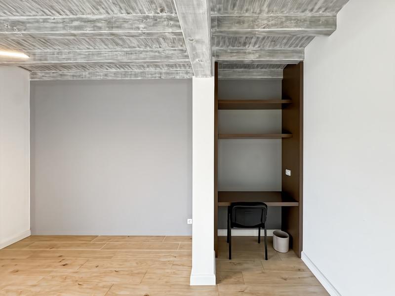 Maison - 230 m² - 7 pièces