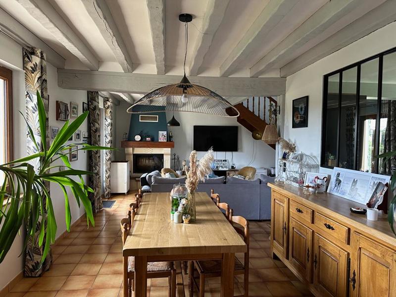 Maison - 190 m² - 8 pièces