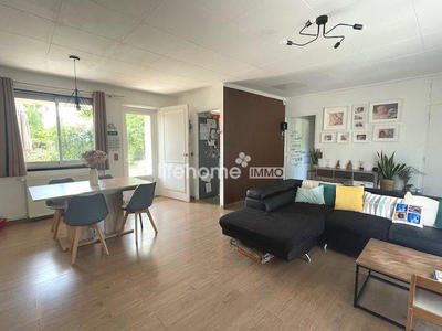Maison - 93 m² - 4 pièces