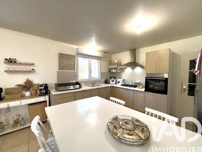 Maison - 130 m² - 5 pièces