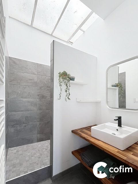 Duplex - 217 m² - 5 pièces