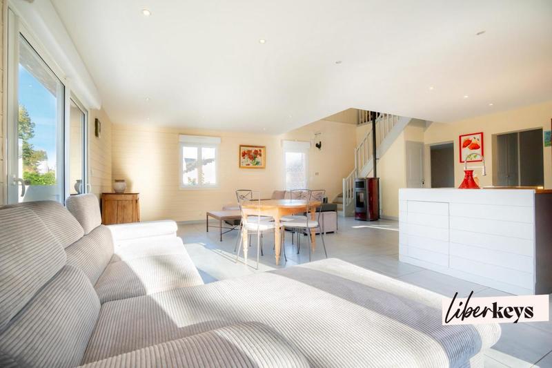 Maison d'architecte - 201 m² - 7 pièces