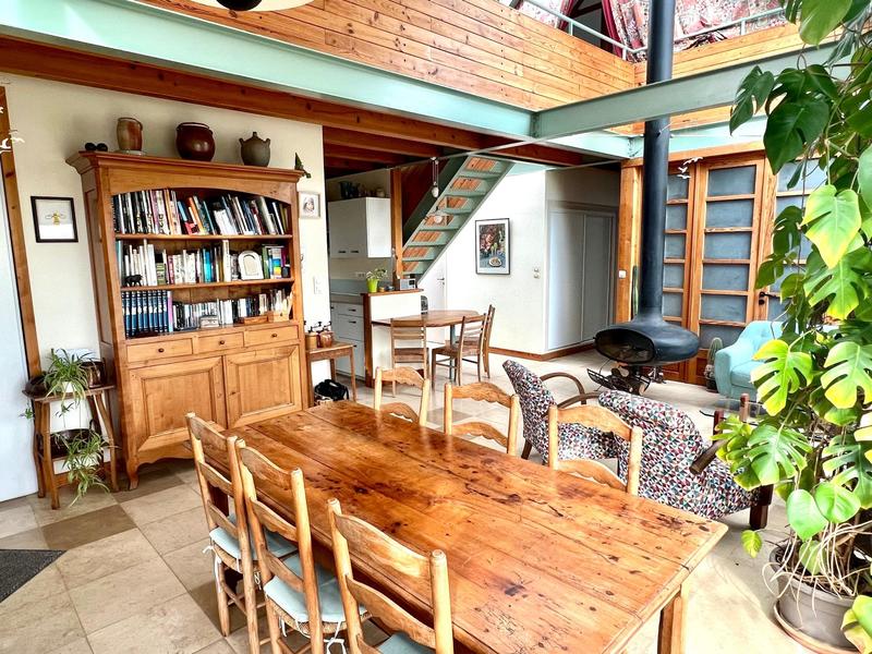 Maison - 137 m² - 6 pièces