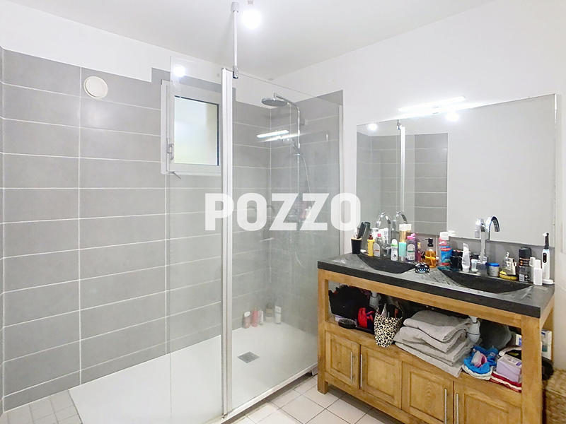 Maison - 88 m² - 5 pièces