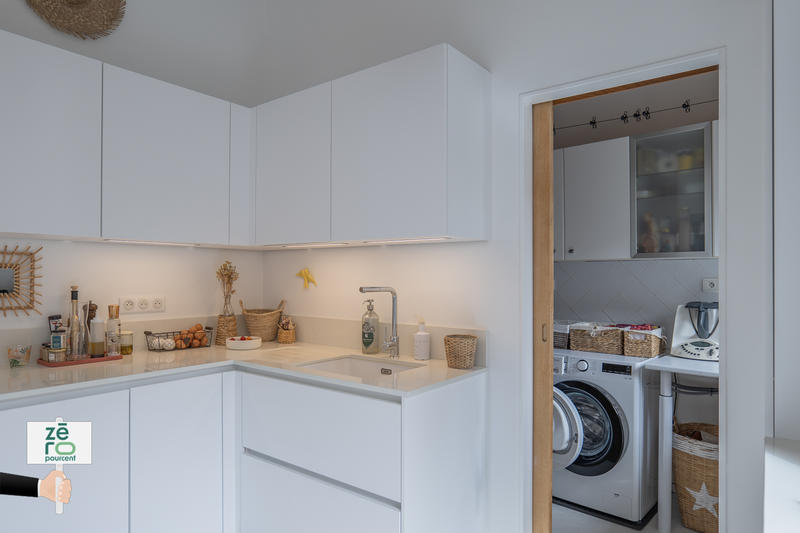 Maison - 205 m² - 9 pièces