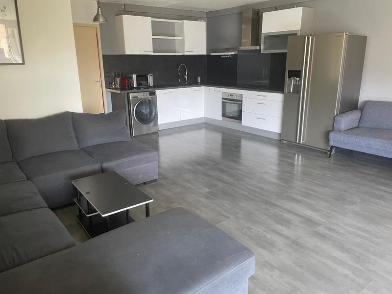 Appartement - 75 m² - 3 pièces