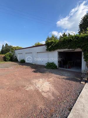 Terrain industriel - 1 329 m²