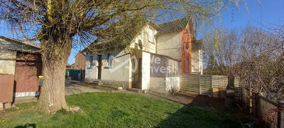 Maison - 140 m² - 8 pièces