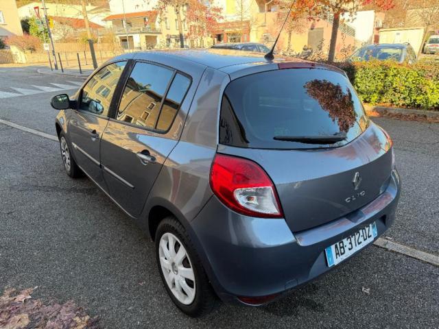 Renault Clio III dCi 85 eco2 Expression