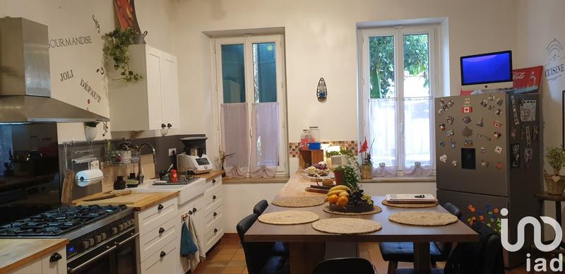 Maison de ville - 257 m² - 7 pièces