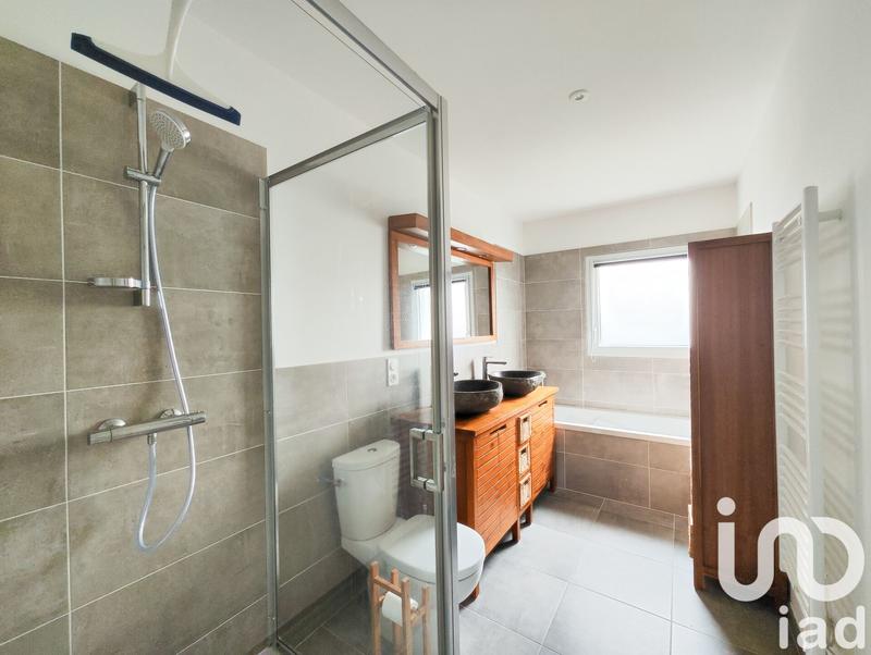 Maison - 105 m² - 5 pièces