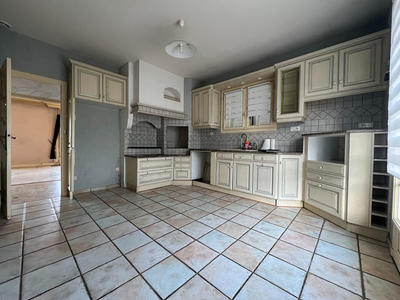 Maison - 178 m² - 6 pièces