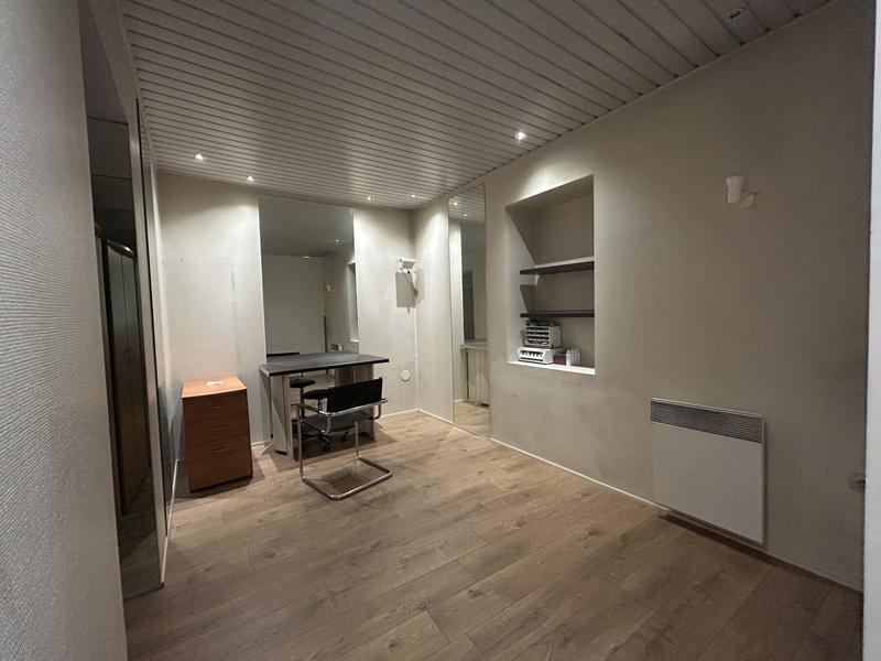 Local commercial - 120 m²