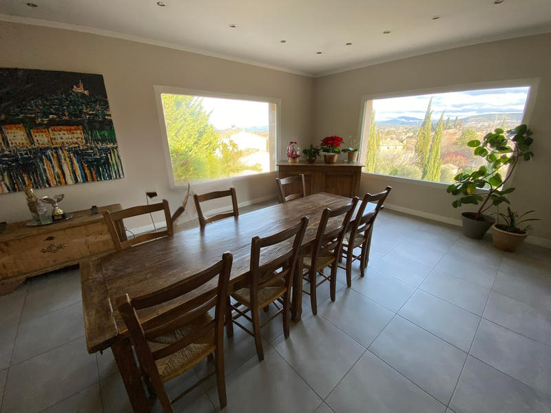 Villa - 324 m² - 7 pièces