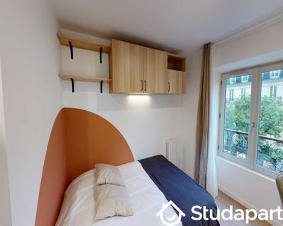Chambre - 180 m² - 1 pièce