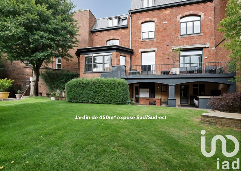 Maison - 407 m² - 12 pièces