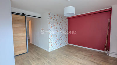 Appartement - 80 m² - 3 pièces