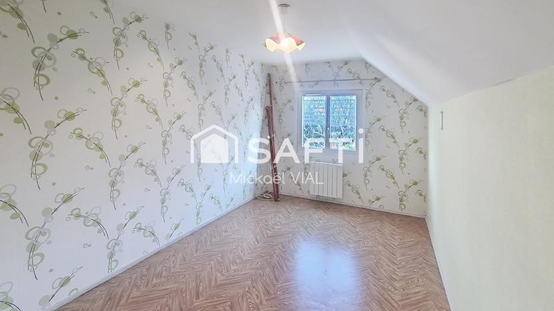 Maison - 102 m² - 5 pièces