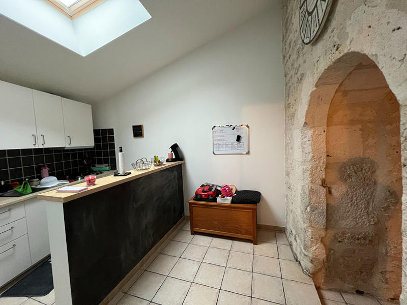 Maison - 230 m² - 9 pièces